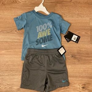 New with tags Nike set